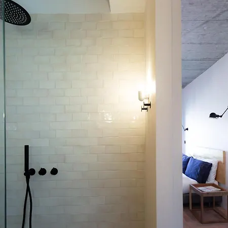 Cool Design & Parking - Praca De Espanha Penzion 4*