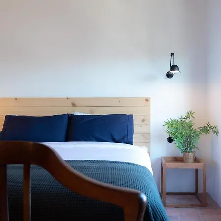 Columbano - Boutique Ensuites, Cokitchen & Parking * Lisbon