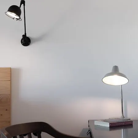 Columbano - Boutique Ensuites, Cokitchen & Parking Pensión *