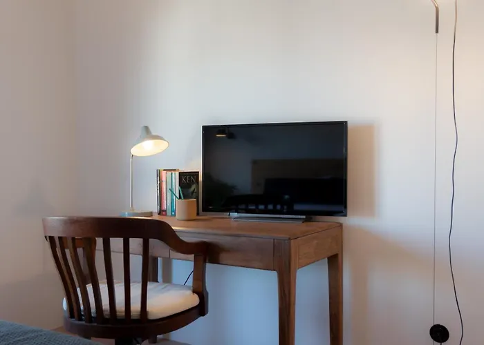 Guest house The Lisbon Cool Design Suites - Parking & Self Check In Lisbon