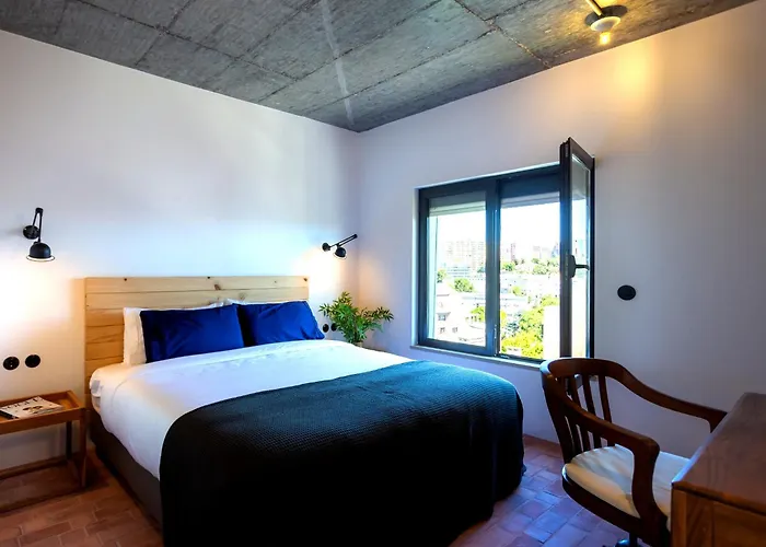 بيت ضيافة The Lisbon Cool Design Suites - Parking & Self Check In Lisboa