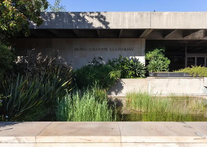 The Cool Design - Self Check In & Parking リスボン