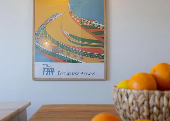 The Lisbon Cool Design Suites - Parking & Self Check In 4*