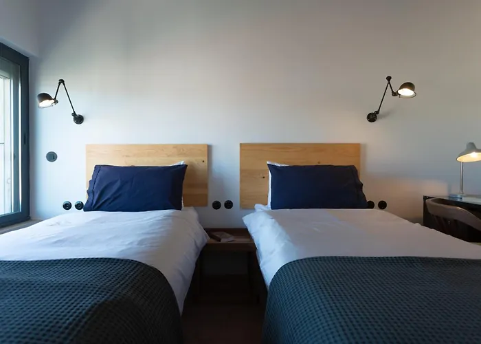 The Cool Design - Self Check In & Parking リスボン