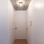 Гостевой дом The Lisbon Cool Design Suites - Self Check In & Parking Лиссабон