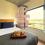 Гостевой дом The Lisbon Cool Design Suites - Self Check In & Parking