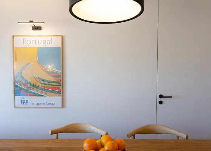 The Cool Design - Parking & Self Check In Lisboa